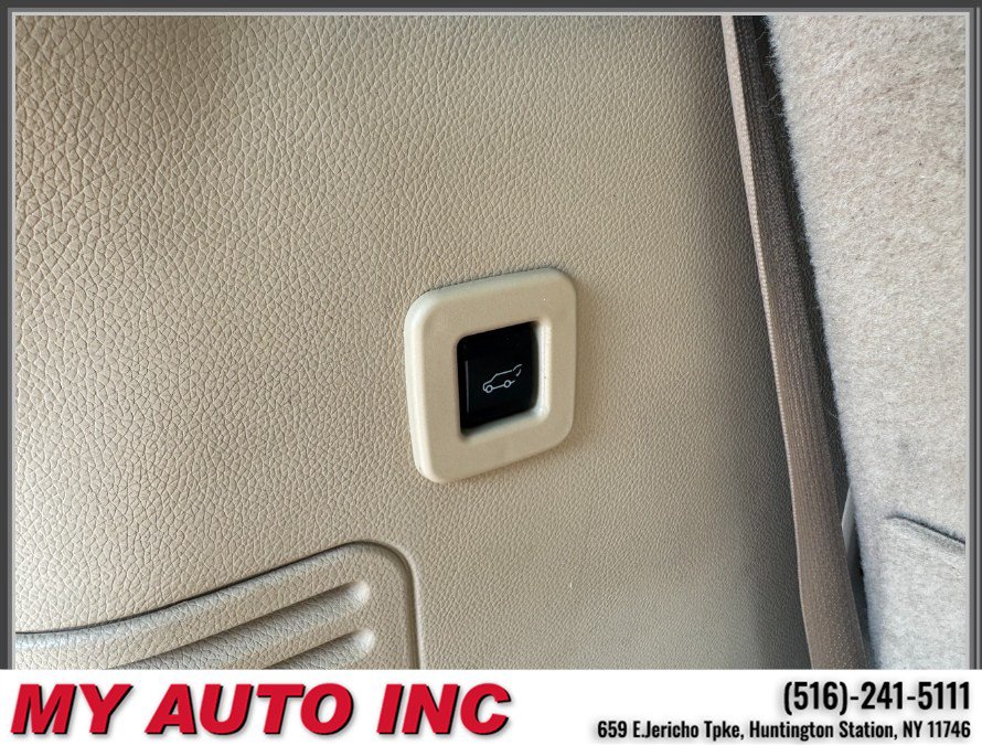 Used 2011 Ford Expedition XLT w/ 202A Rapid Spec Order Code AWD/4WD image 36