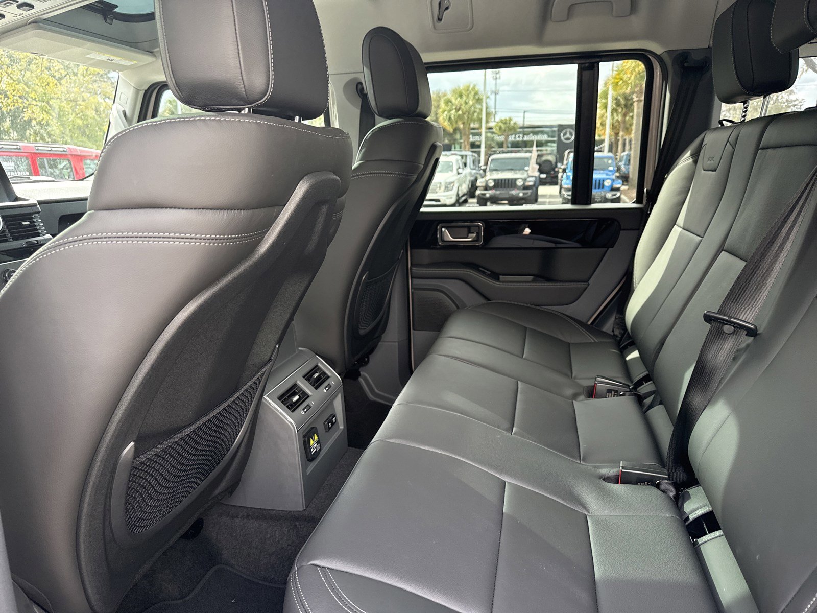 New 2026 INEOS Grenadier Fieldmaster Edition image 24