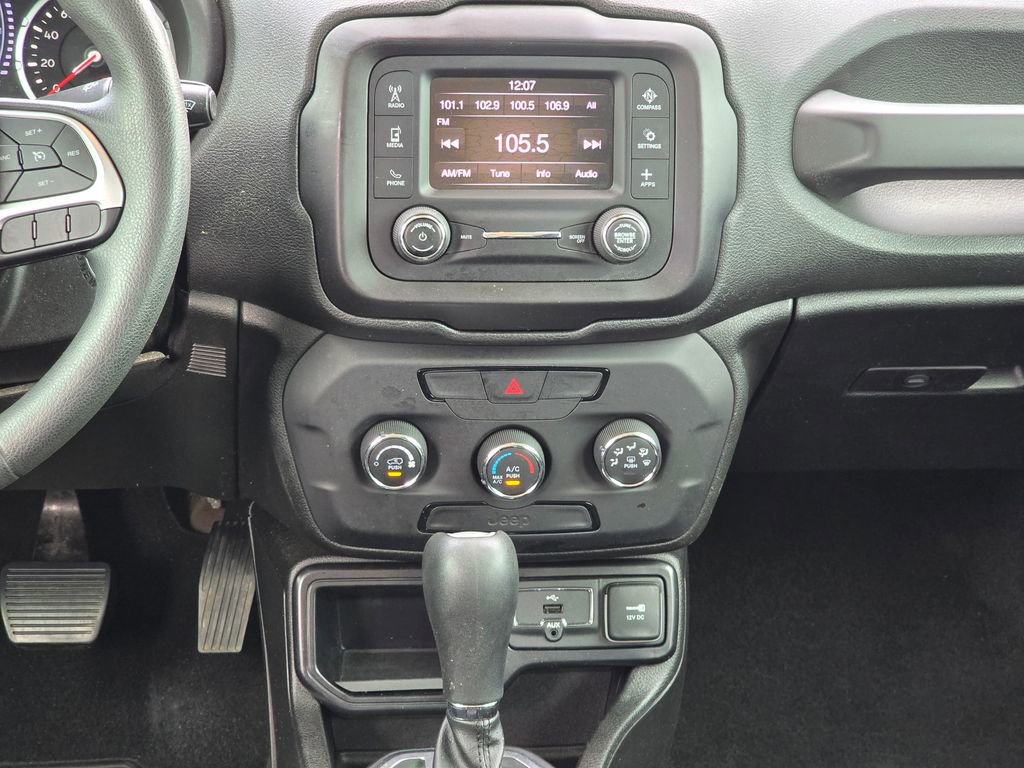 Used 2019 Jeep Renegade Sport image 32