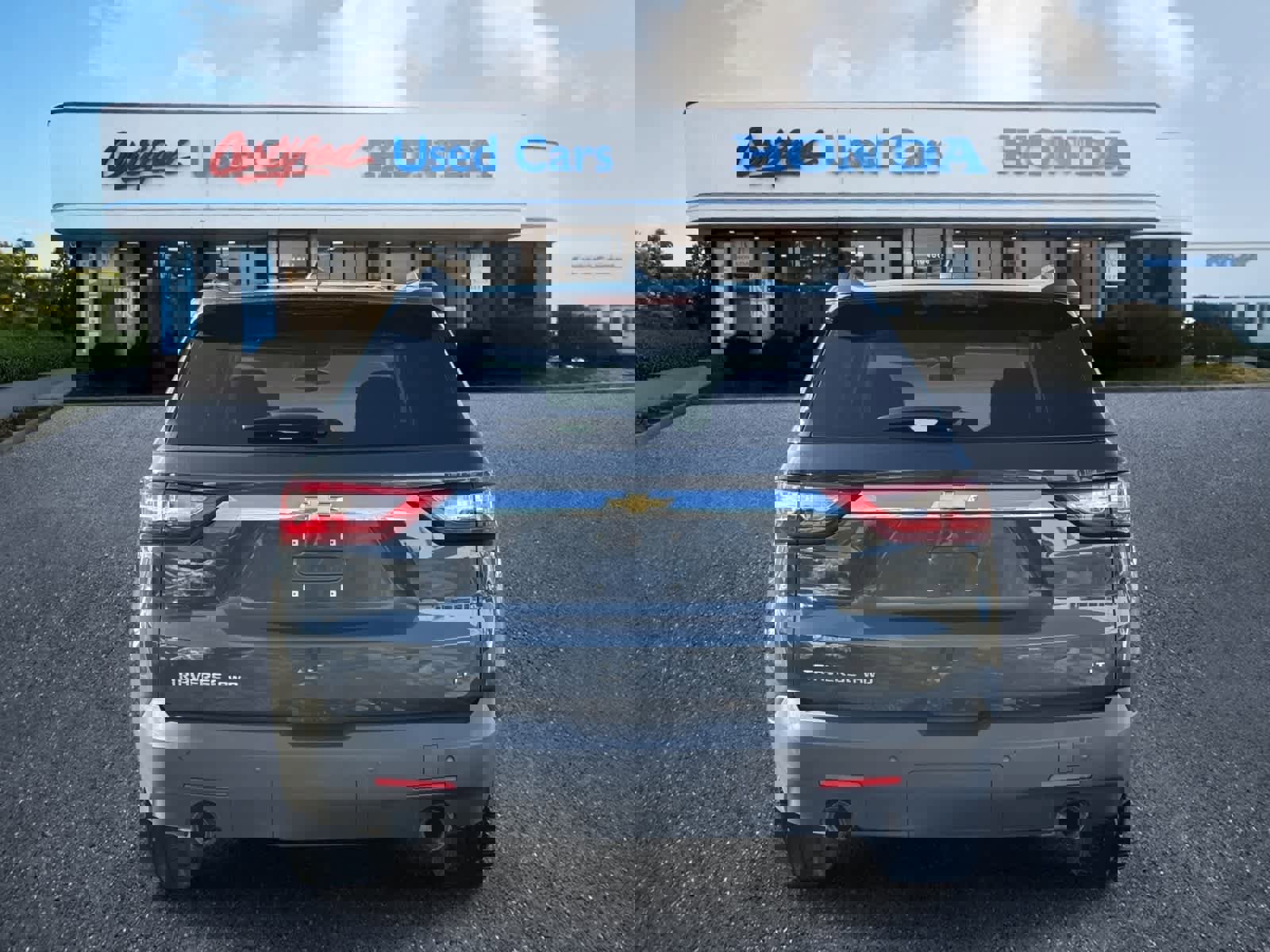 Used 2019 Chevrolet Traverse LT image 4