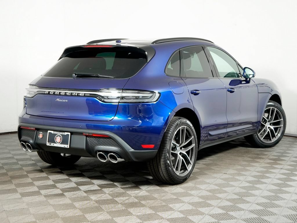 Certified 2026 Porsche Macan AWD/4WD image 7
