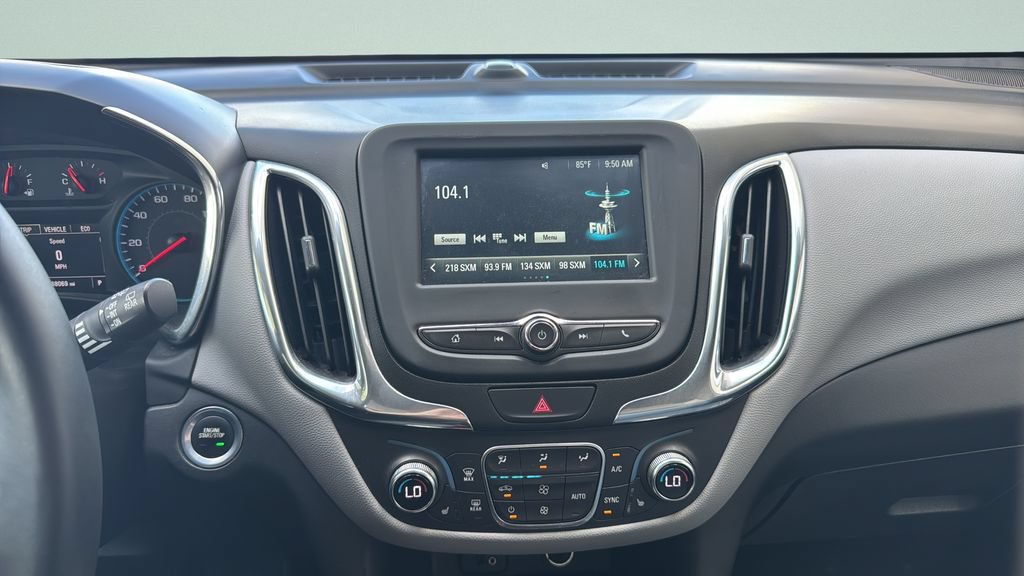 Used 2018 Chevrolet Equinox LT FWD image 11