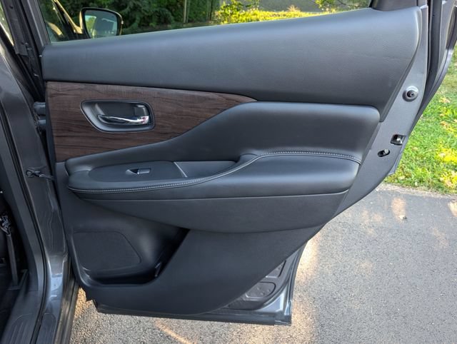 Used 2019 Nissan Murano Platinum w/ Cargo Package AWD/4WD image 38