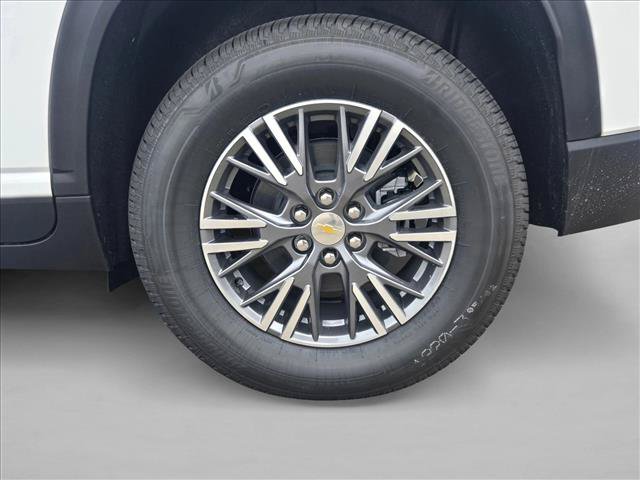 New 2026 Chevrolet Traverse LT w/ Driver Confidence Package FWD image 10