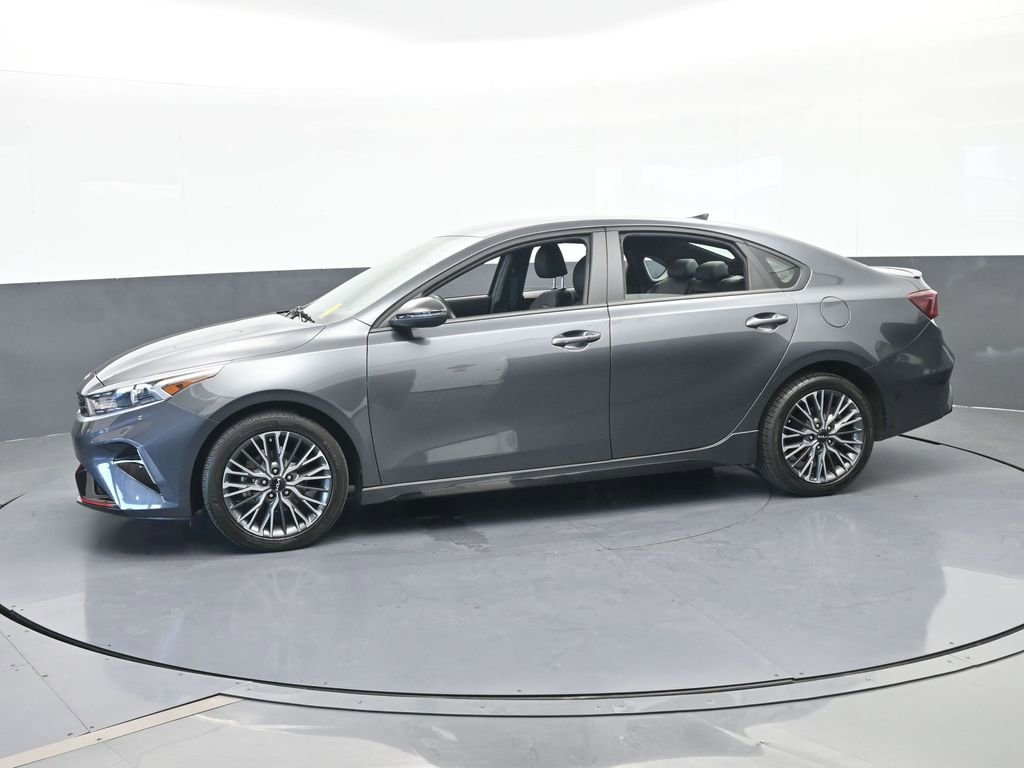 Used 2024 Kia Forte GT-Line image 2