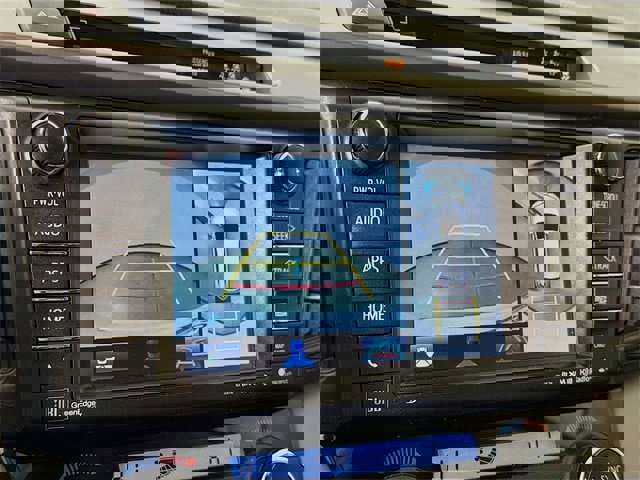 Certified 2018 Toyota RAV4 Limited image 14