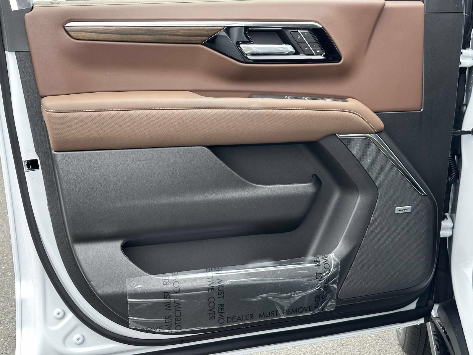 New 2026 Chevrolet Suburban High Country AWD/4WD image 19