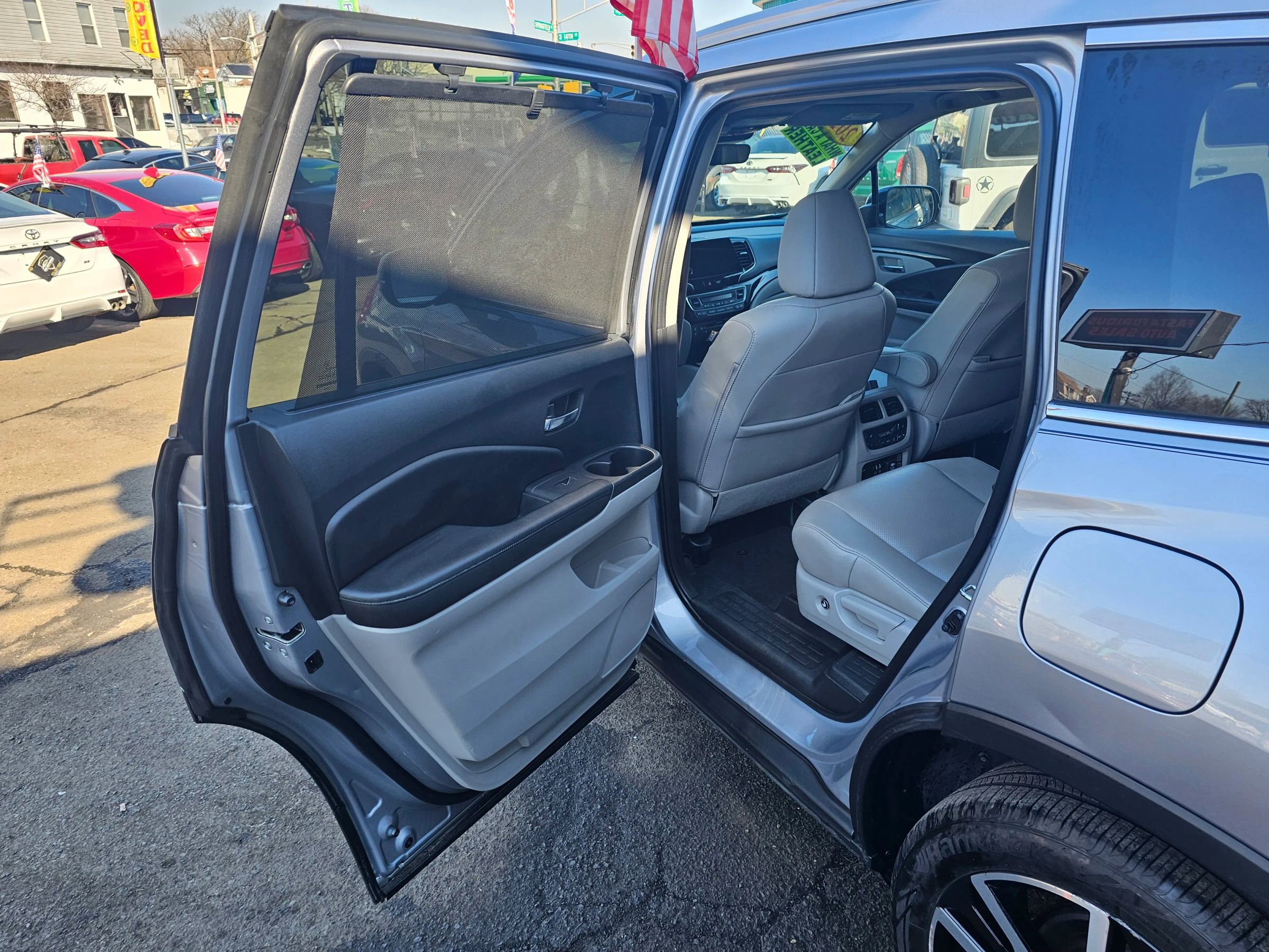 Used 2020 Honda Pilot Elite image 10