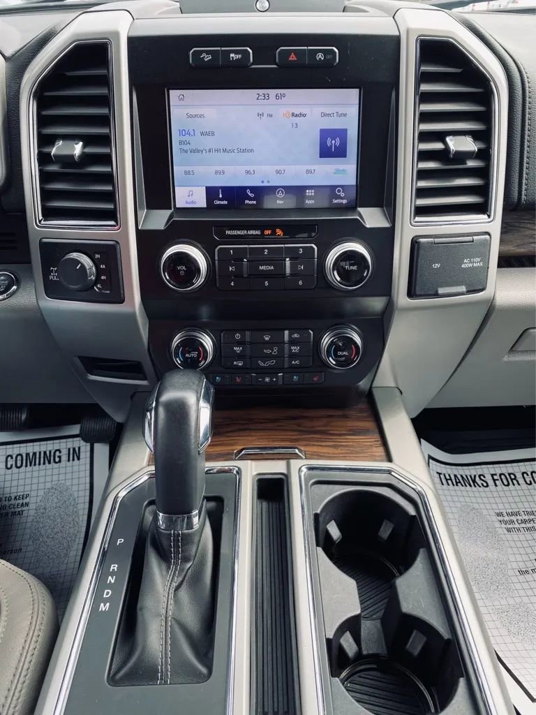 Used 2019 Ford F150 Lariat w/ Equipment Group 502A Luxury AWD/4WD image 20