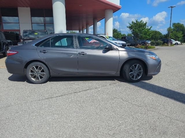 Used 2017 Toyota Camry SE FWD image 10