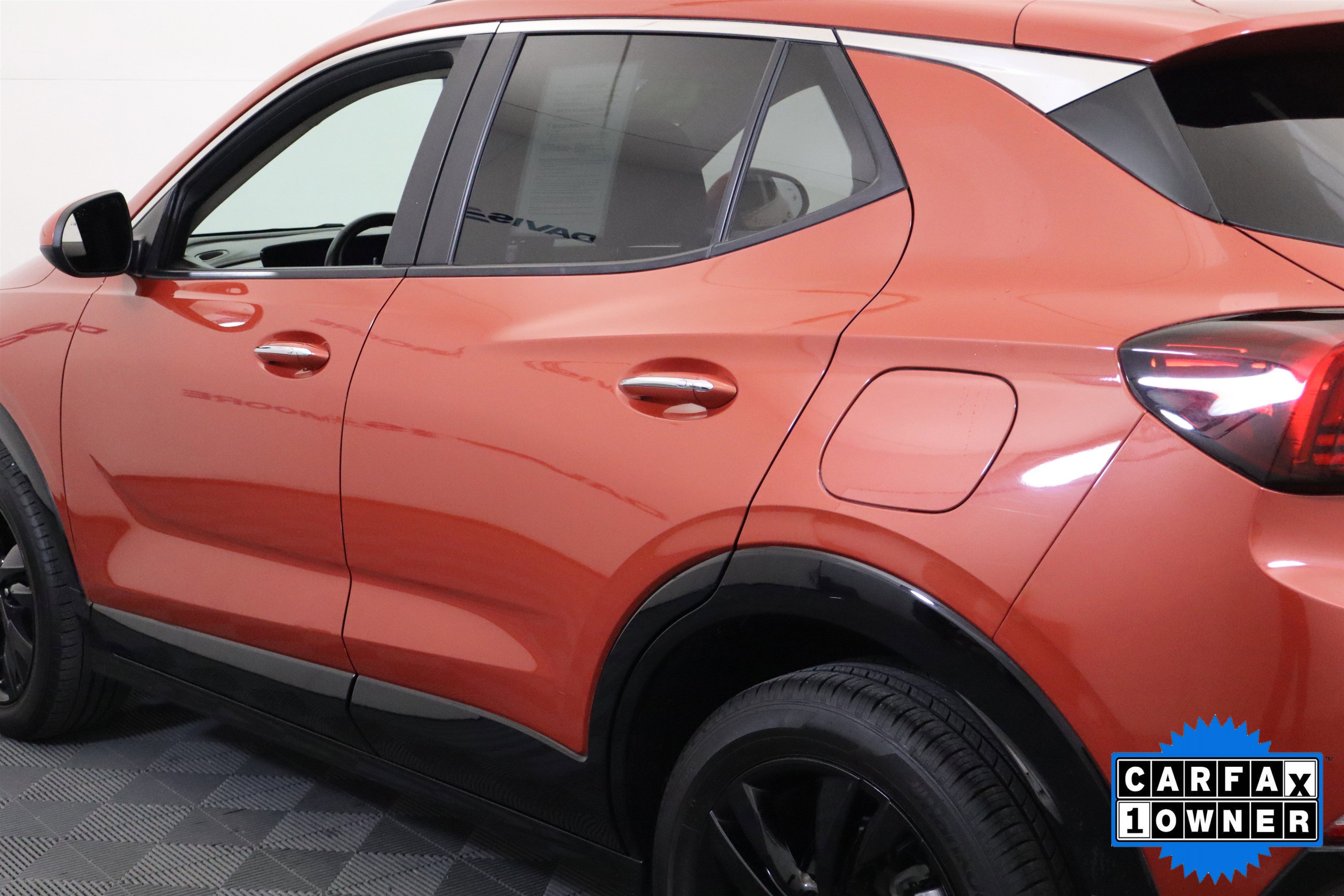 Used 2024 Buick Encore GX Sport Touring image 11