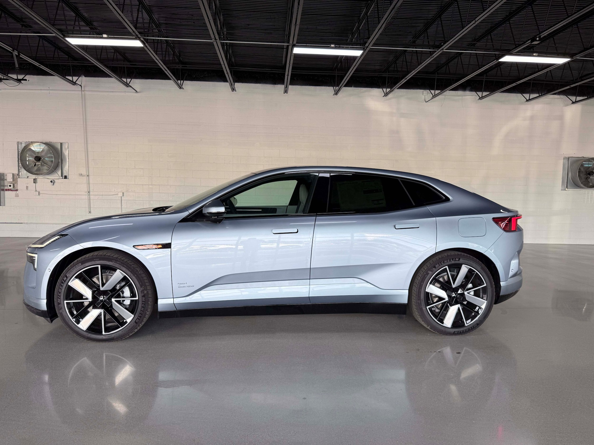 New 2026 Polestar Polestar 4 AWD/4WD image 3
