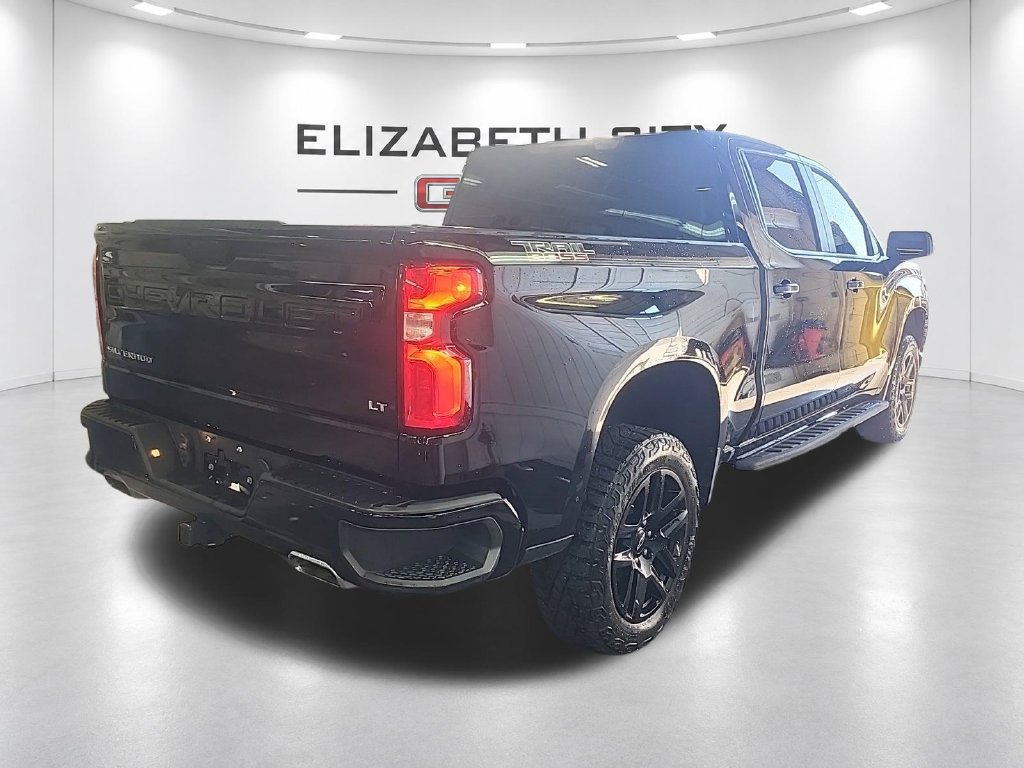 Used 2022 Chevrolet Silverado 1500 LT Trail Boss w/ Bed Protection Package AWD/4WD image 3