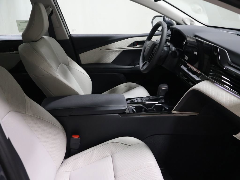 New 2026 Toyota Camry XLE image 18