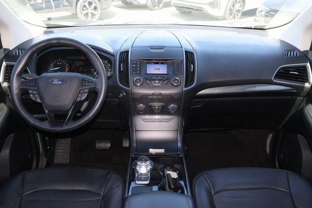 Used 2019 Ford Edge SE image 14