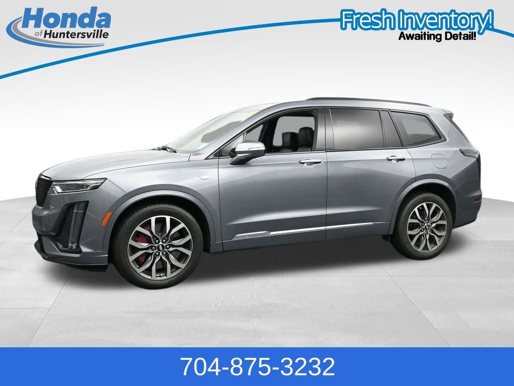 Used 2022 Cadillac XT6 Sport w/ Technology Package AWD/4WD image 5