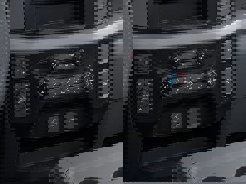 New 2025 Ford F350 XLT image 15