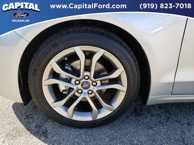 Used 2019 Ford Fusion SEL FWD image 18