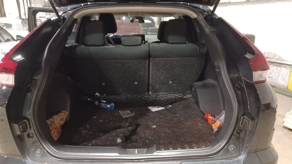 Used 2022 Mitsubishi Eclipse Cross LE image 8