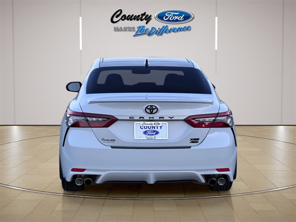Used 2022 Toyota Camry XSE image 11