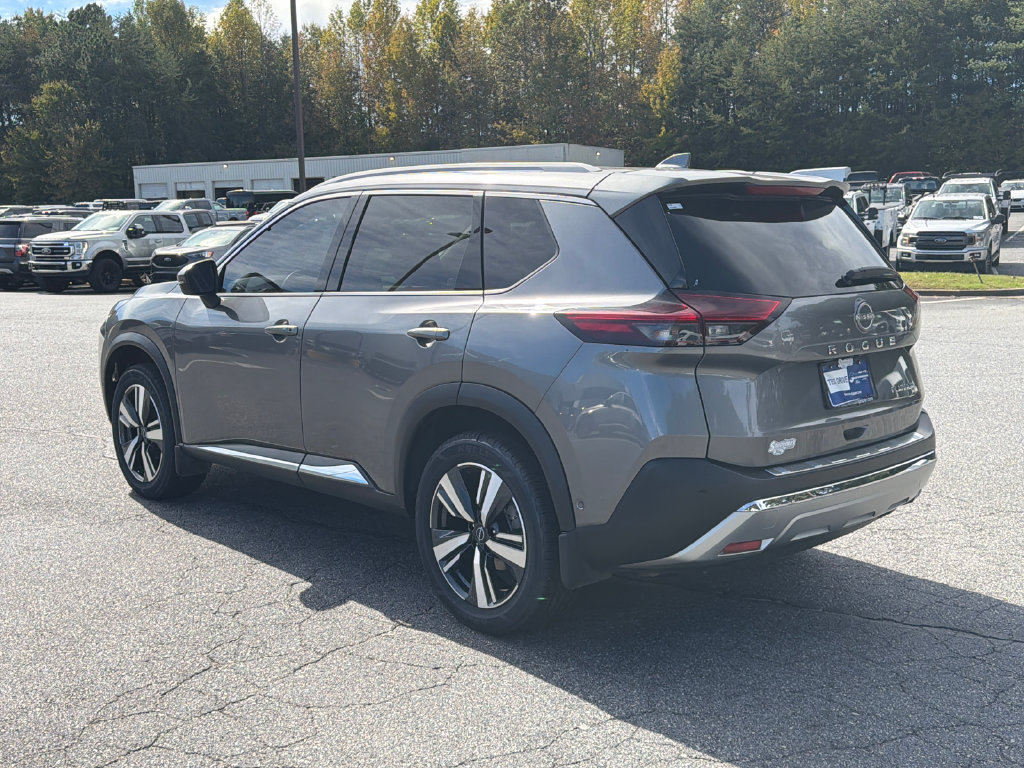 Used 2023 Nissan Rogue Platinum w/ Platinum Premium Package FWD image 5