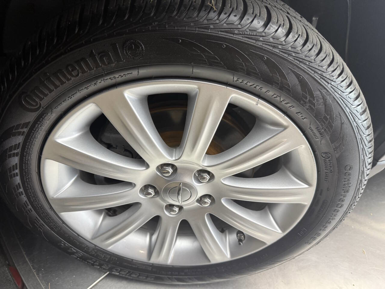 Used 2013 Chrysler 200 Touring image 27