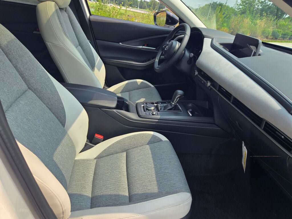 New 2026 MAZDA CX-30 Aire Edition AWD/4WD image 4