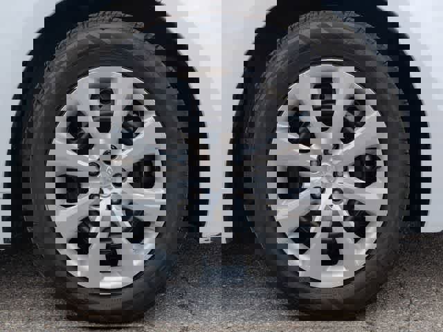 Used 2024 Toyota Corolla LE image 14