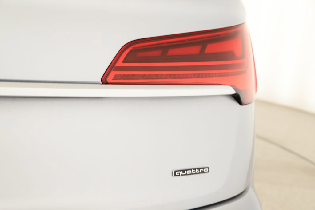 Certified 2022 Audi Q5 2.0T Premium Plus image 30