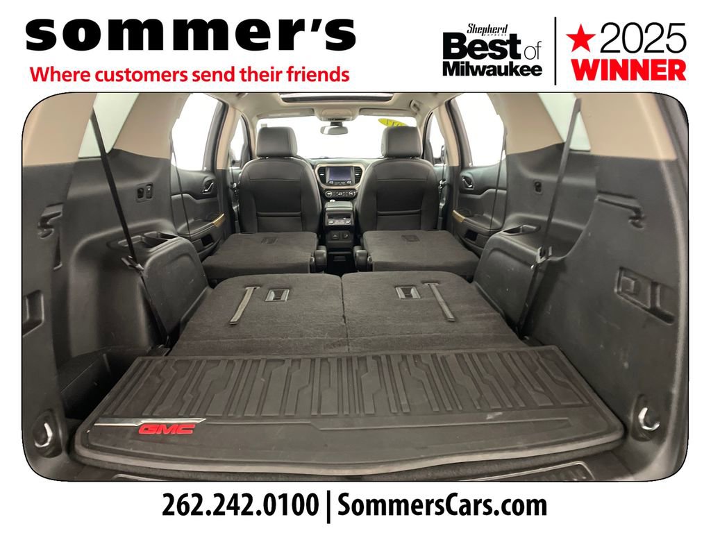 Used 2017 GMC Acadia Denali w/ Technology Package AWD/4WD image 31