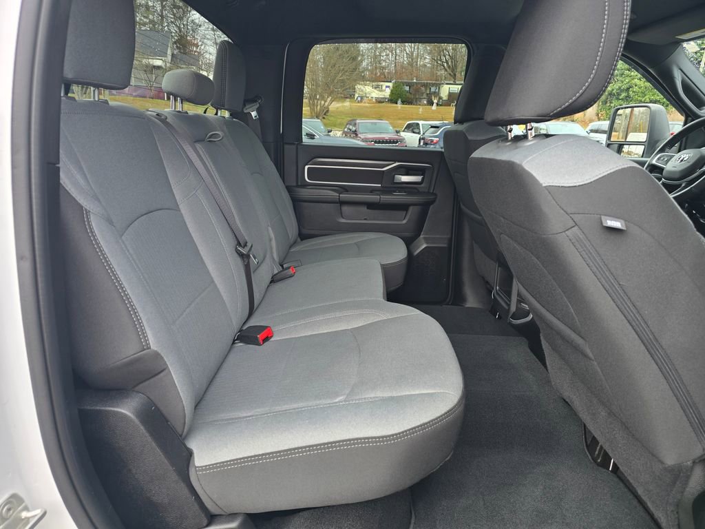 Used 2024 RAM 2500 Big Horn w/ Heated Seats & Wheel Group image 25