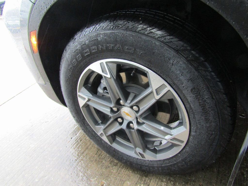 Used 2025 Chevrolet Blazer LT image 23