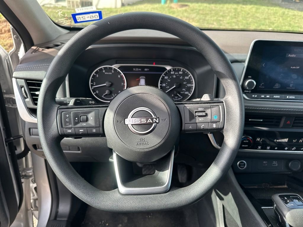 Used 2023 Nissan Rogue SV FWD image 44