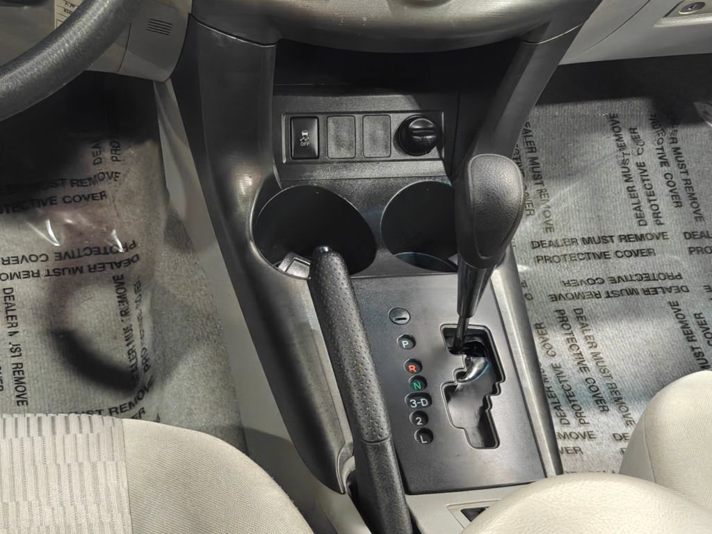 Used 2012 Toyota RAV4 4WD w/ Value Pkg image 9