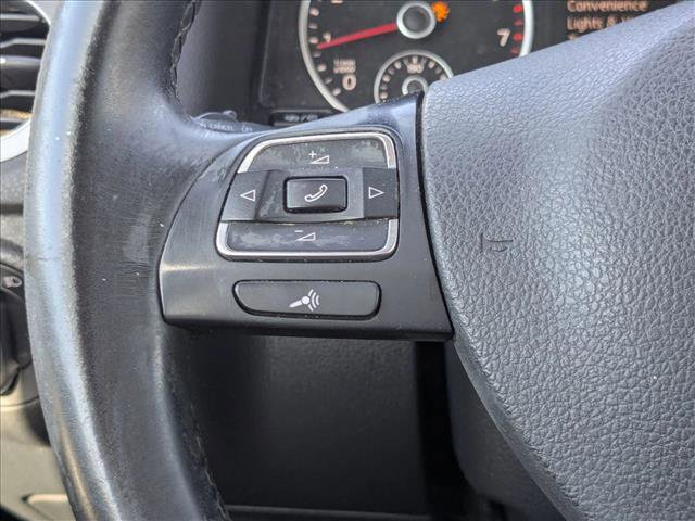 Used 2016 Volkswagen Tiguan S image 4