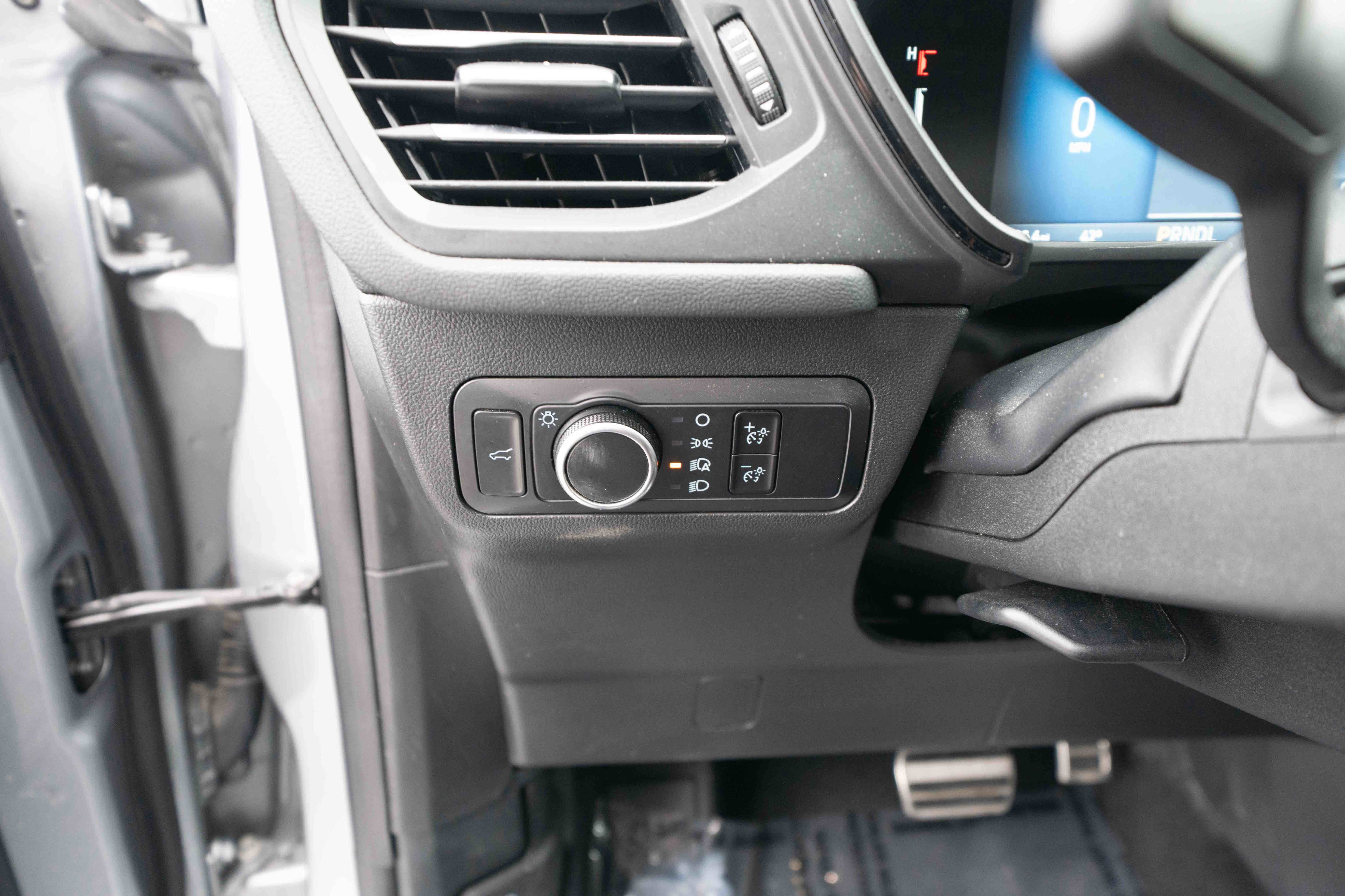 Used 2023 Ford Escape ST-Line image 11