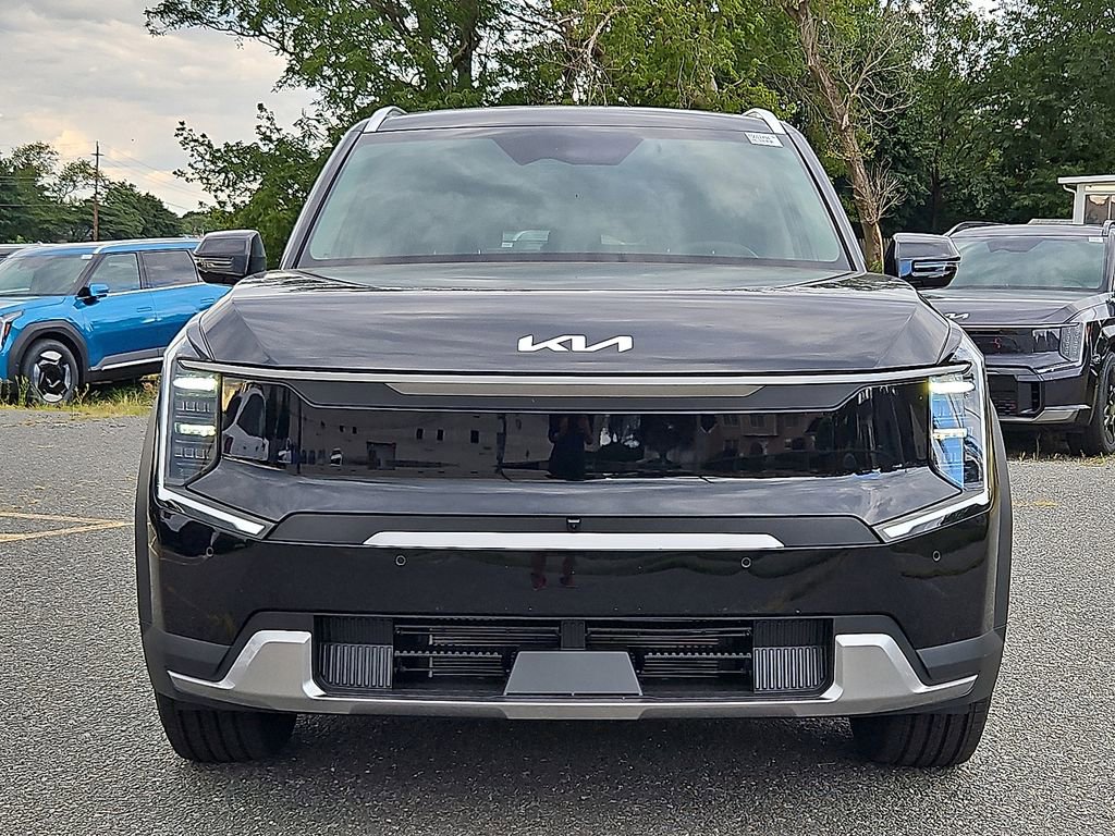 New 2026 Kia EV9 Wind image 2