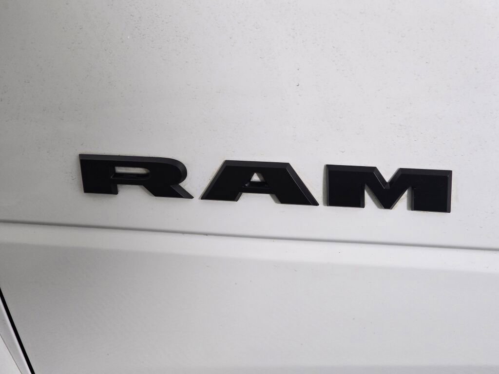 Used 2022 RAM 3500 Limited image 16