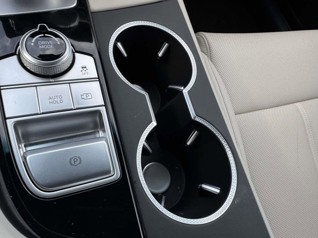 Certified 2026 Genesis G70 2.5T image 29