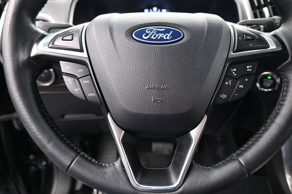 Used 2024 Ford Edge Titanium AWD/4WD image 33
