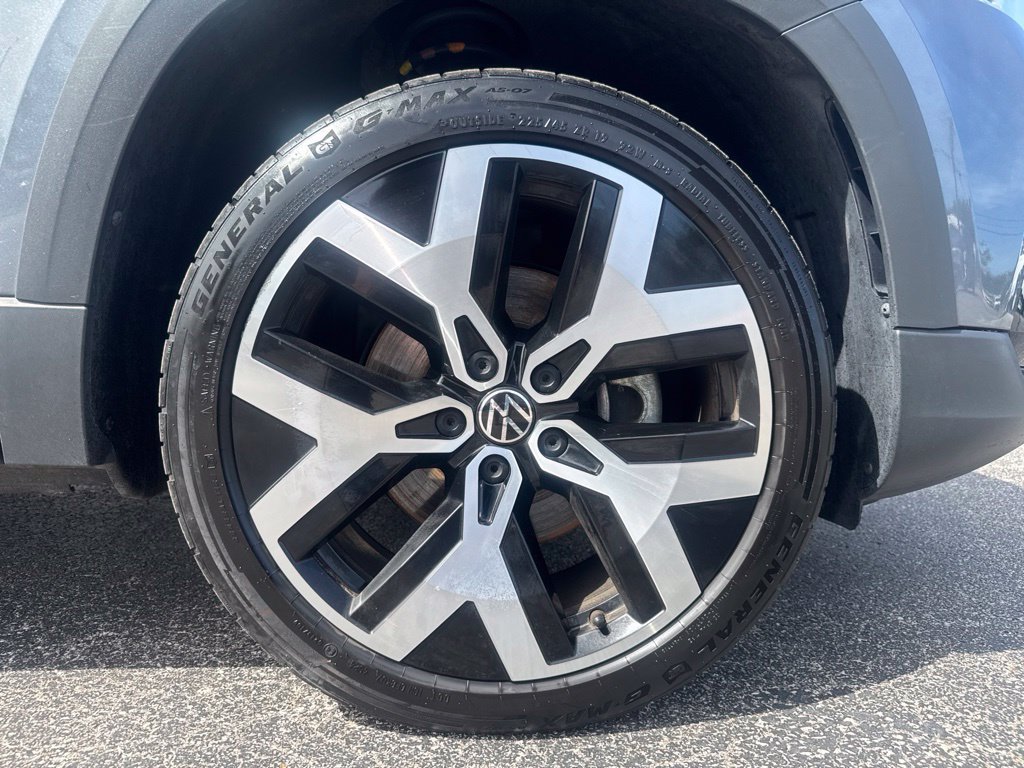 Used 2022 Volkswagen Taos SEL AWD/4WD image 9