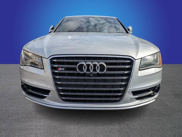 Used 2013 Audi S8 image 2