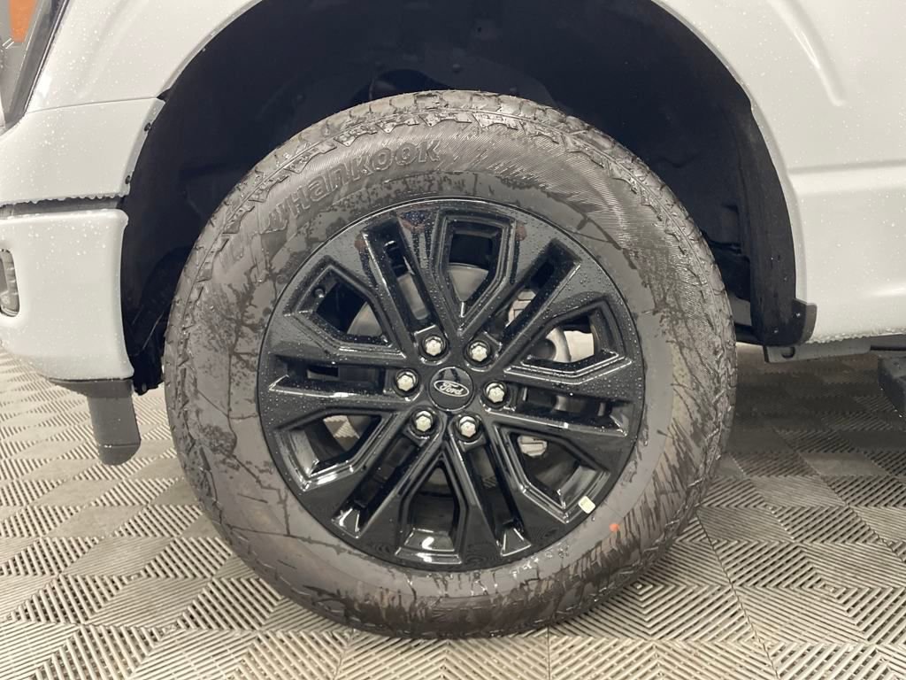 New 2025 Ford F150 Lariat w/ Equipment Group 502A High image 11