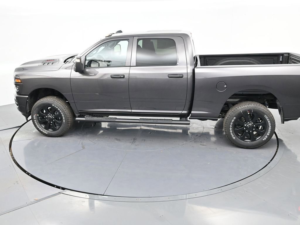 New 2026 RAM 2500 Tradesman image 32