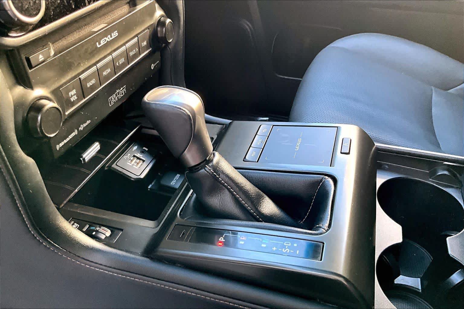 Used 2022 Lexus GX 460 Premium w/ Premium Plus Package AWD/4WD image 17