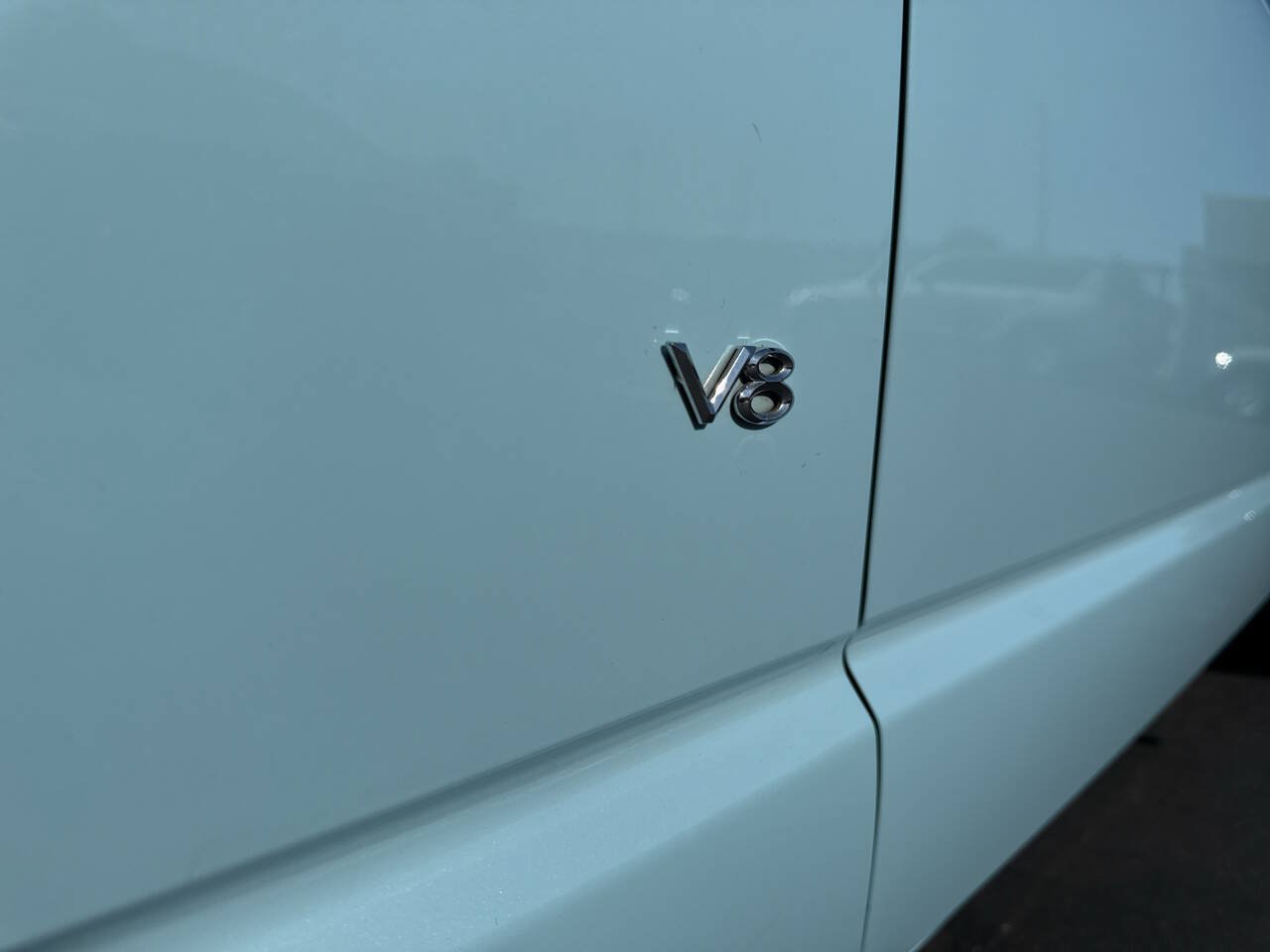 Used 2003 Ford Thunderbird RWD image 11