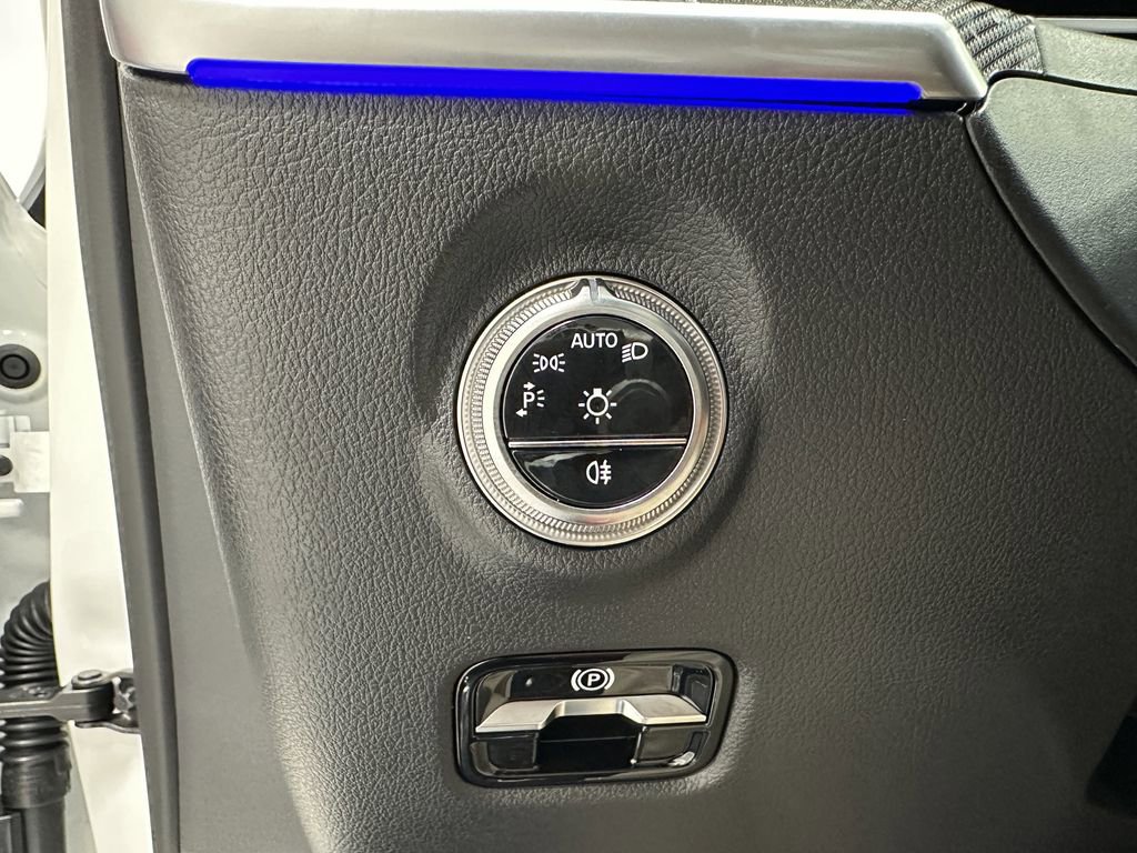 New 2026 Mercedes-Benz C 43 AMG 4MATIC Sedan image 34