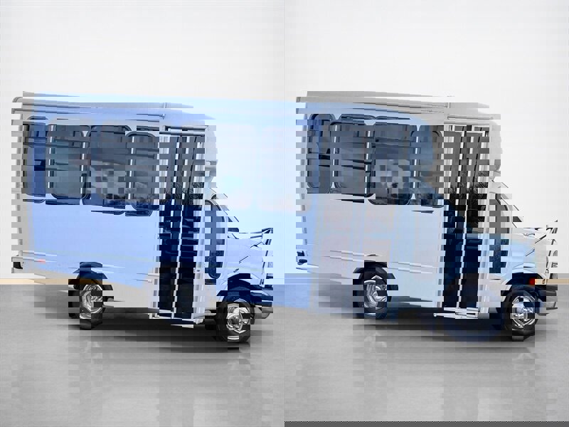 Used 2004 Chevrolet Express 3500 w/ RV Package.  Upfitter Option image 2