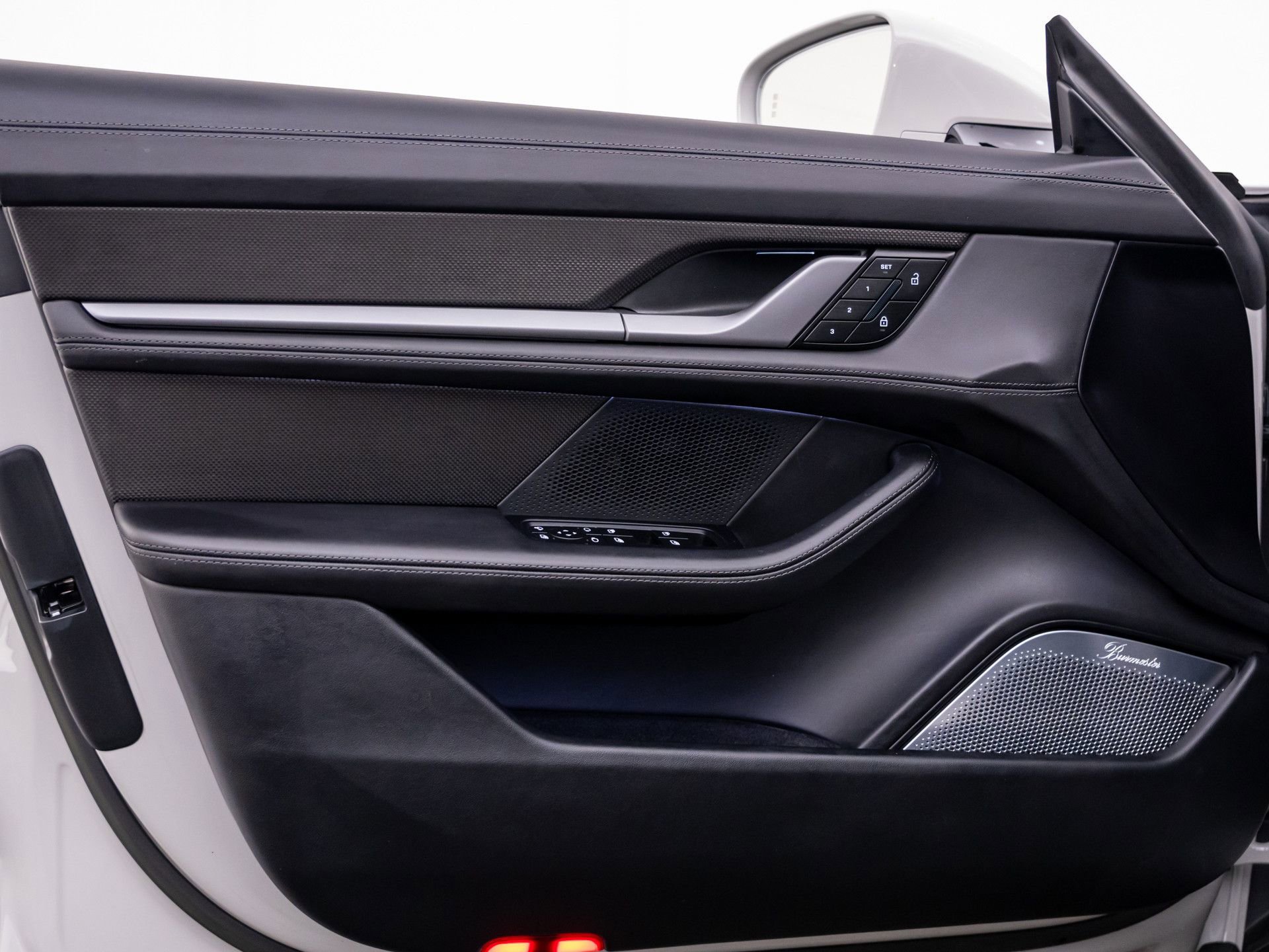 Used 2022 Porsche Taycan Turbo S image 14