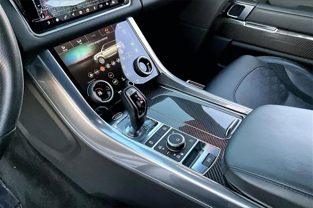 Used 2022 Land Rover Range Rover Sport SVR image 16